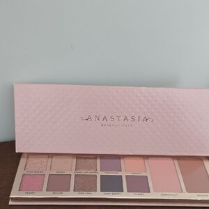 Anastasia Beverly Hills Eyeshadow Palette - Pink and Brown Shades
